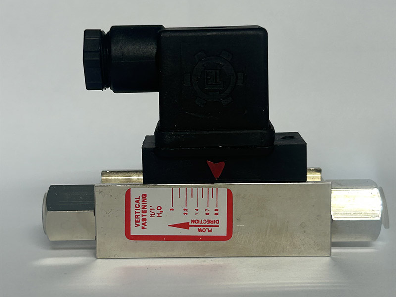 Adjustable Electric Flow Switches High Accuracy Adjustable Membrane and Piston Oilfield Durable ISO Certificate Compliant CE